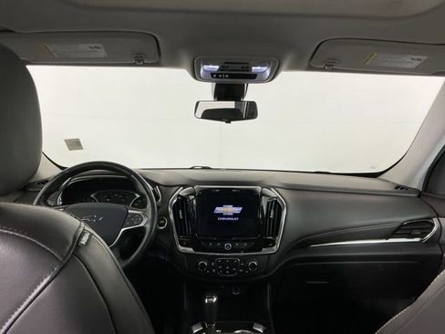 Used 2020 Chevrolet Traverse RS w/ LPO, 'HIT The Road' Package AWD/4WD image 26