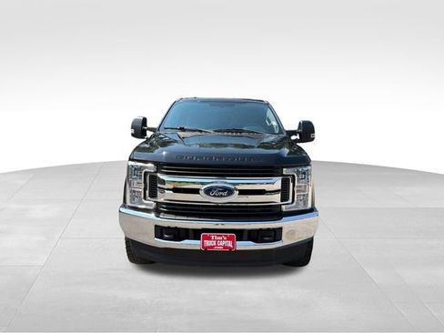 Used 2017 Ford F250 XLT w/ Snow Plow Prep Package AWD/4WD image 8