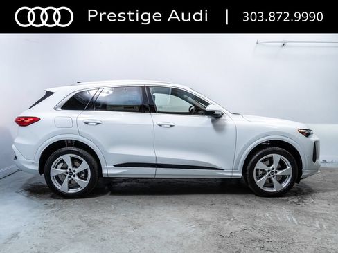 Used 2025 Audi Q5 Premium Plus w/ Premium Plus AWD/4WD image 9