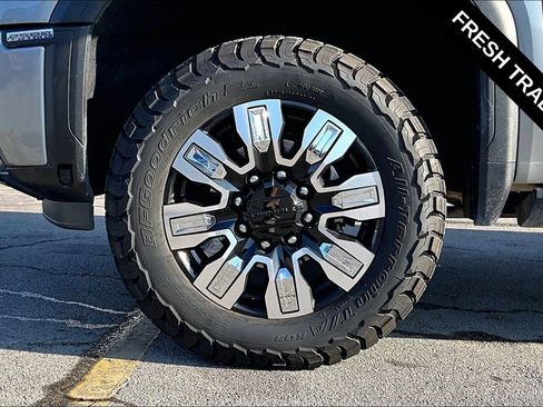 Used 2024 GMC Sierra 2500 Denali w/ Denali Reserve Package AWD/4WD image 34
