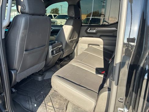 Used 2025 Chevrolet Silverado 1500 LTZ w/ Technology Package AWD/4WD image 14