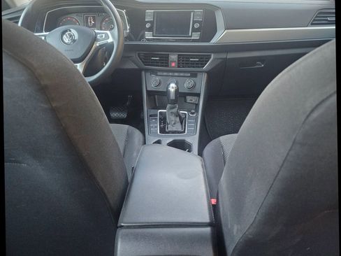 Used 2019 Volkswagen Jetta S w/ Driver Assistance Package image 30