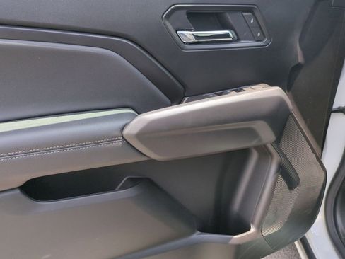 New 2025 Chevrolet Colorado LT w/ LT Convenience Package image 22