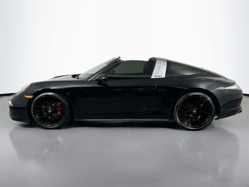 Used 2016 Porsche 911 Targa 4 GTS image 2