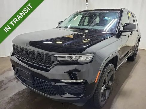 Used 2023 Jeep Grand Cherokee Limited w/ Black Appearance Package AWD/4WD image 1