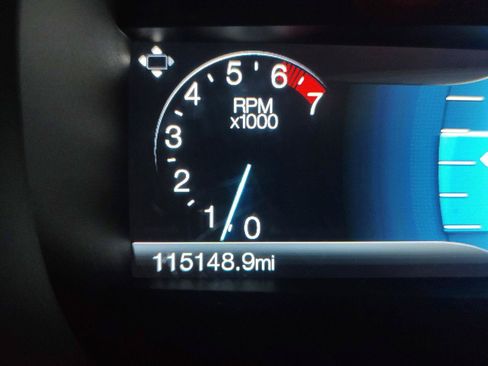 Used 2015 Ford Edge Sport w/ Equipment Group 401A AWD/4WD image 13