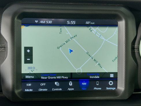Used 2022 Jeep Wrangler Unlimited Sahara AWD/4WD image 21