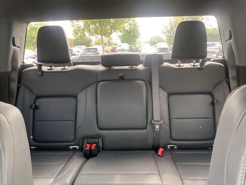 Used 2024 GMC Sierra 1500 SLT image 29