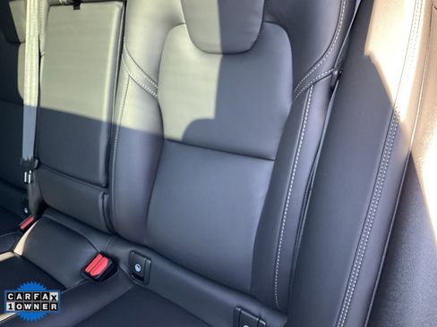 Used 2024 Volvo XC60 T8 Ultimate w/ Protection Package Premier image 31