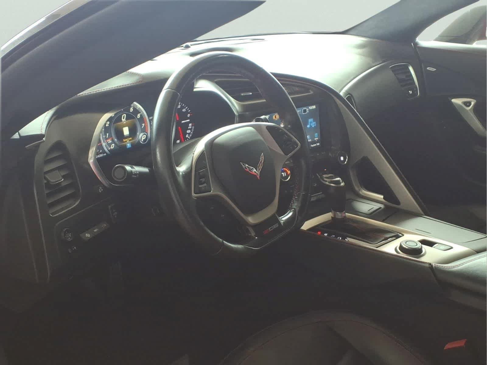 Used 2016 Chevrolet Corvette Z06 w/ 3LZ Preferred Equipment Group RWD image 14