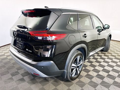 Used 2021 Nissan Rogue SL w/ Premium Package AWD/4WD image 7