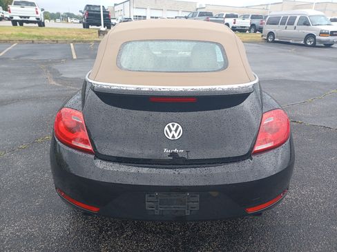 Used 2014 Volkswagen Beetle R-Line FWD image 5