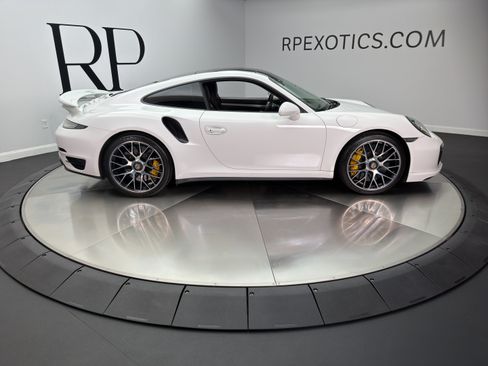 Used 2014 Porsche 911 Turbo S AWD/4WD image 7