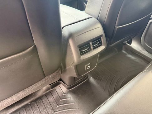 Used 2019 GMC Terrain SLT w/ Preferred Package AWD/4WD image 23