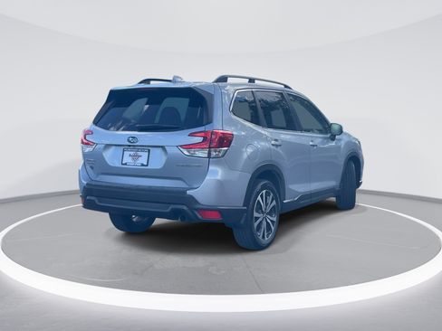 Used 2020 Subaru Forester Limited w/ Popular Package #3 AWD/4WD image 5
