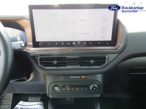 Certified 2025 Ford Bronco Sport Outer Banks w/ Outer Banks Tech Package+ AWD/4WD image 30