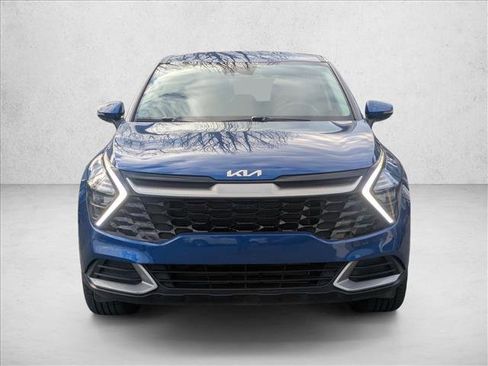 Used 2023 Kia Sportage EX image 2