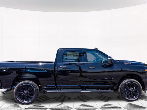 New 2026 RAM 3500 Big Horn AWD/4WD image 12
