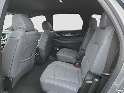 Used 2024 Buick Enclave Essence w/ Technology Package image 16