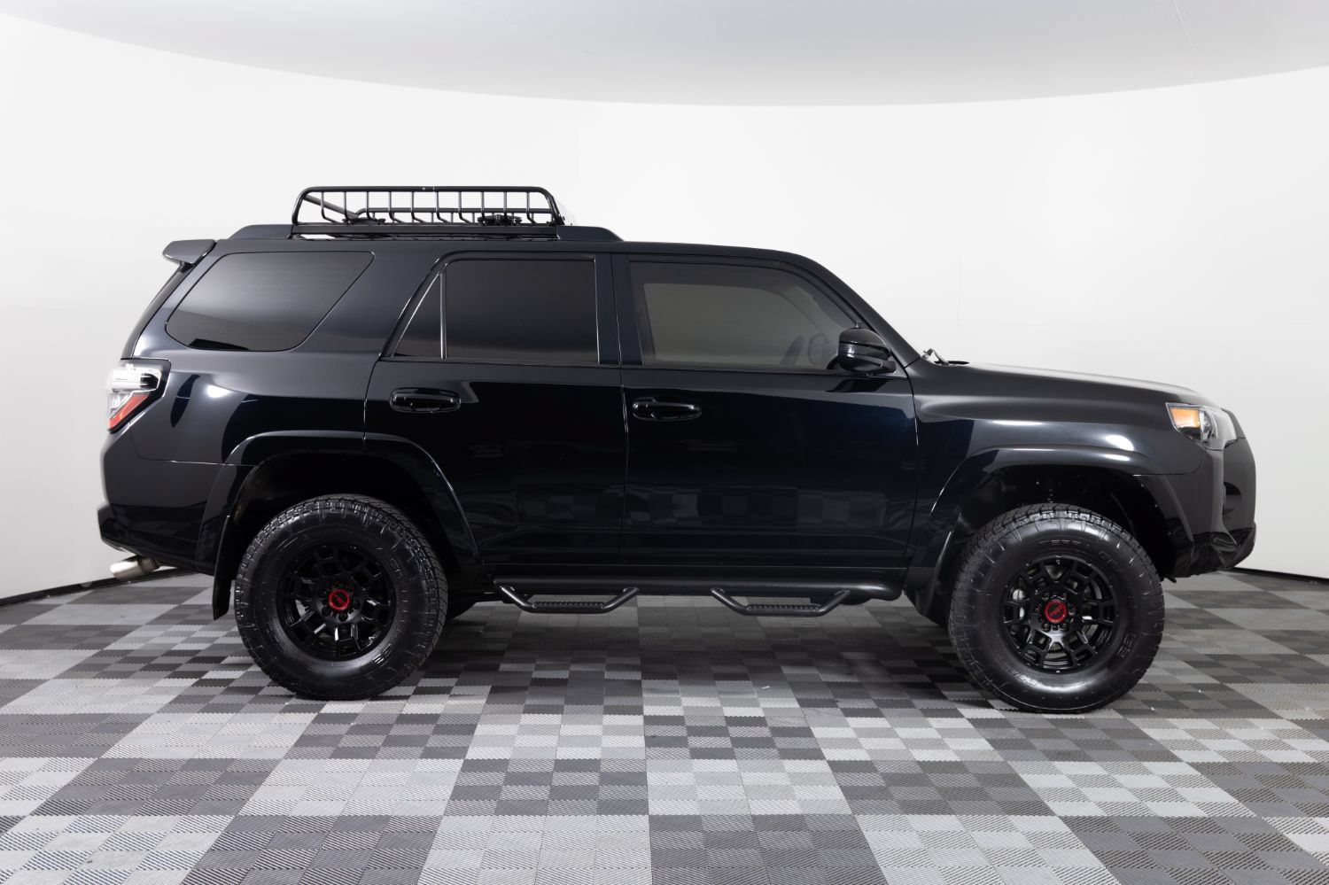 Used 2021 Toyota 4Runner Trail Special Edition AWD/4WD image 8