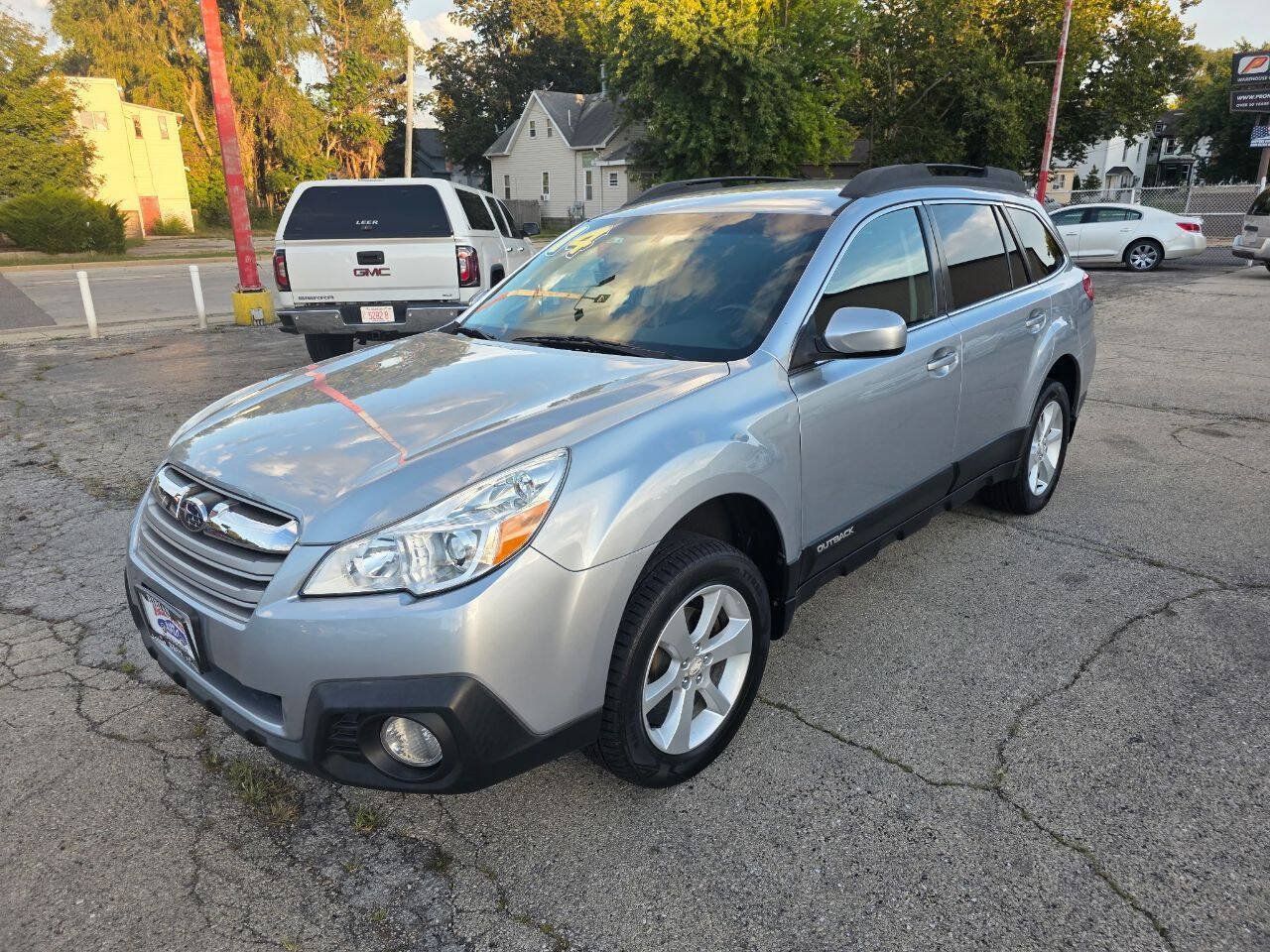 Used 2014 Subaru Outback 2.5i Premium w/ Popular Package #1B AWD/4WD image 1