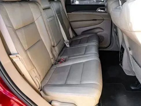 Used 2021 Jeep Grand Cherokee Limited w/ Luxury Group II image 42