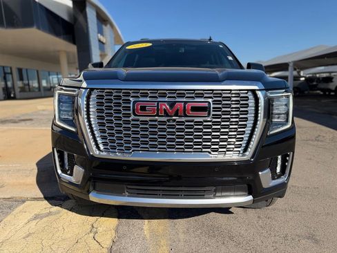 Used 2023 GMC Yukon XL Denali w/ Max Trailering Package AWD/4WD image 2