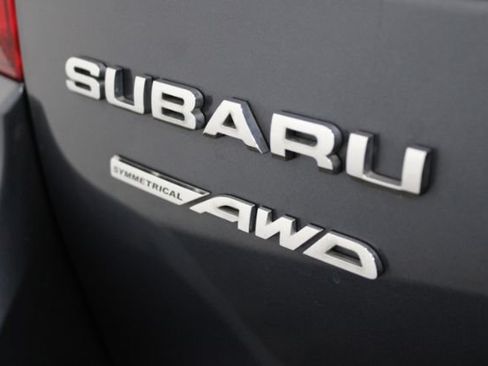 Used 2017 Subaru Outback 2.5i Limited AWD/4WD image 12