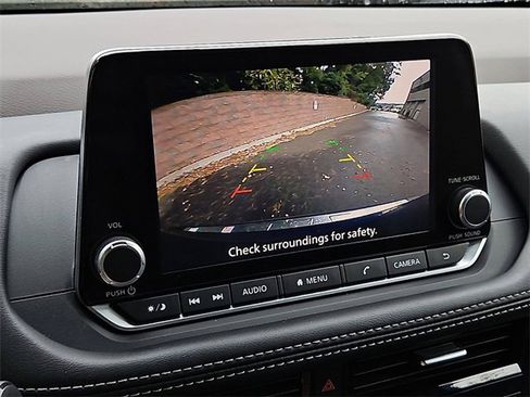 Certified 2023 Nissan Rogue SV w/ SV Premium Package image 18