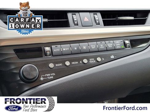 Used 2020 Lexus ES 350 w/ Premium Package image 23