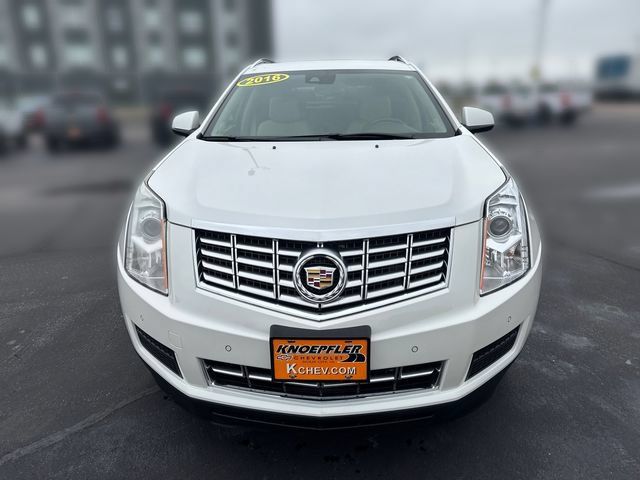Used 2016 Cadillac SRX Luxury w/ Driver Awareness Package FWD image 8