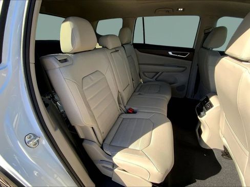 New 2026 Volkswagen Atlas SEL image 10