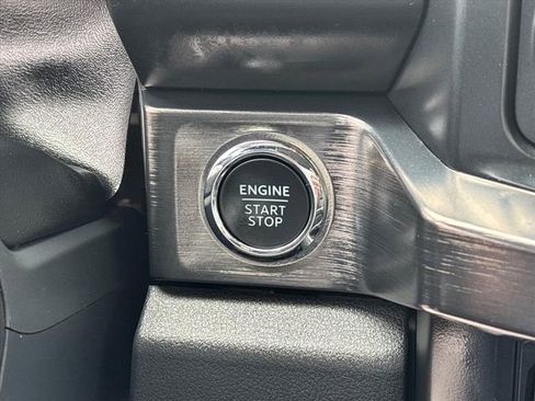 Used 2024 Ford F350 Lariat w/ Lariat Ultimate Package AWD/4WD image 33
