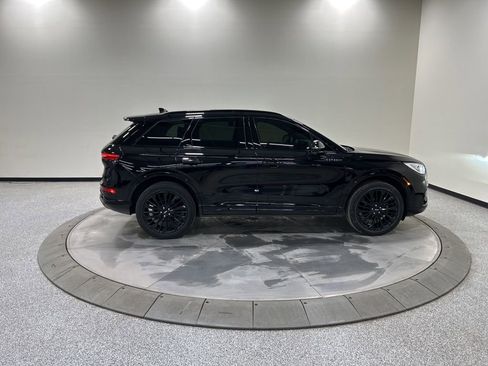 Certified 2025 Lincoln Corsair Reserve w/ Jet Appearance Package image 5