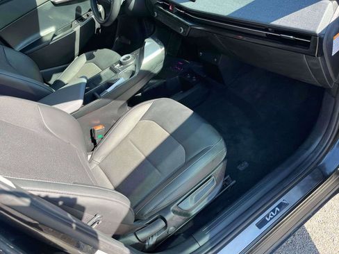 Used 2024 Kia EV6 Light image 11