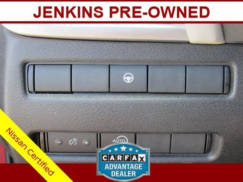 Certified 2023 Nissan Rogue SV FWD image 25