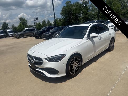 Used 2025 Mercedes-Benz C 300 Sedan image 8