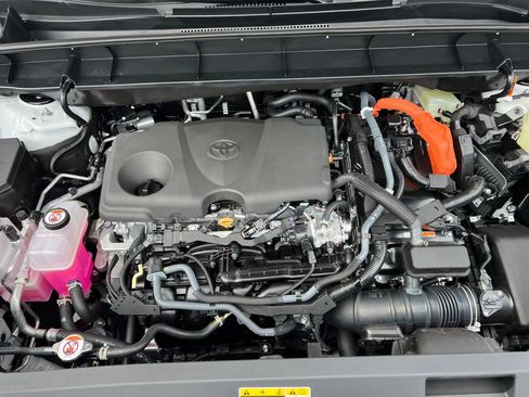 New 2026 Toyota Highlander Platinum AWD/4WD image 9