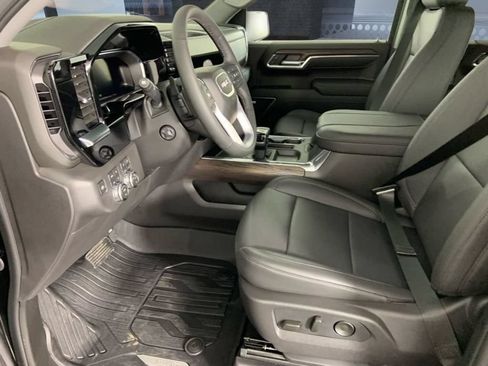 Used 2026 GMC Sierra 1500 SLT AWD/4WD image 26