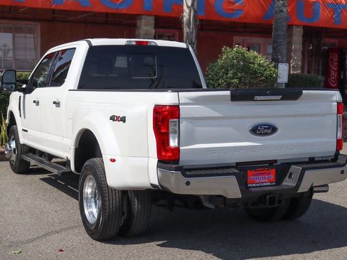 Used 2017 Ford F350 Lariat w/ Chrome Package image 6