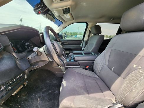 Used 2024 Toyota Tundra SR5 w/ SX Package RWD image 7