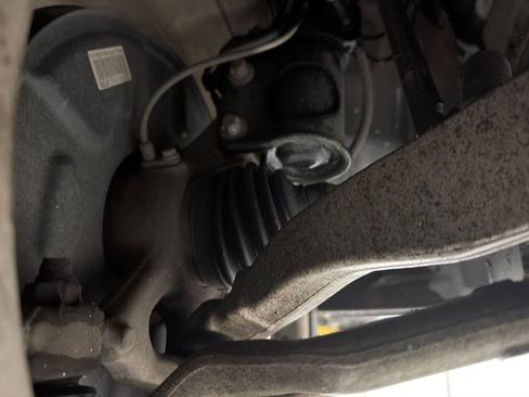 Used 2014 Mercedes-Benz CLS 550 4MATIC image 41