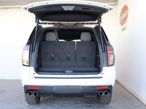 Used 2023 Chevrolet Tahoe Premier w/ Advanced Technology Package image 5