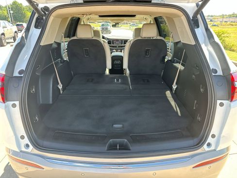 Used 2021 Buick Enclave Premium w/ Sun and Sites Package image 24