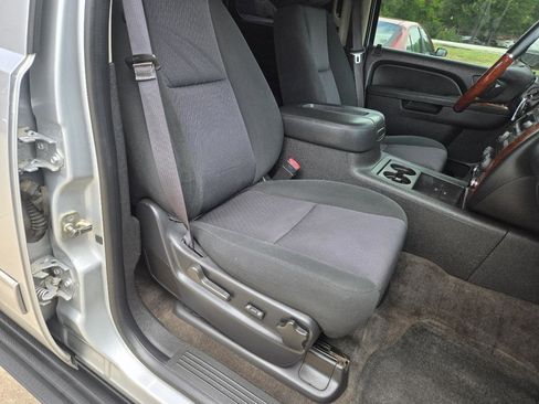 Used 2014 Chevrolet Tahoe LS RWD image 14