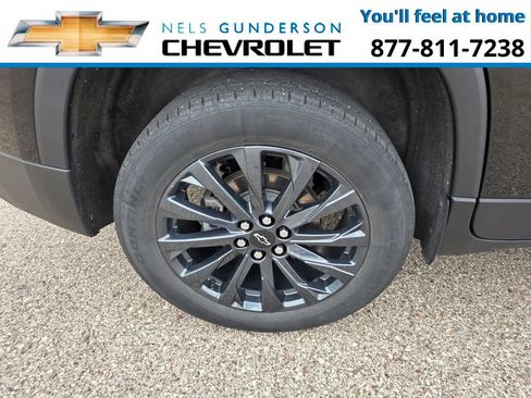 Used 2023 Chevrolet Traverse RS w/ LPO, Floor Liner Package AWD/4WD image 9