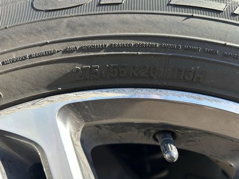 Used 2023 Ford Expedition Limited image 10