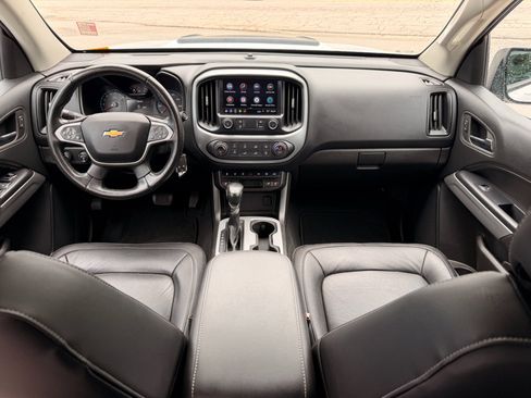Used 2022 Chevrolet Colorado ZR2 w/ ZR2 Dusk Special Edition AWD/4WD image 18
