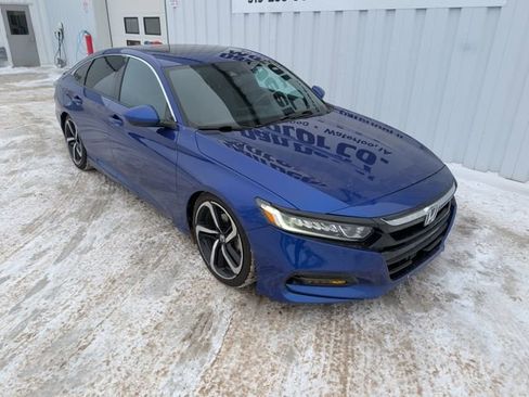 Used 2020 Honda Accord Sport image 9