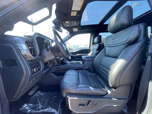 New 2026 Ford F350 Platinum w/ FX4 Off-Road Package AWD/4WD image 19